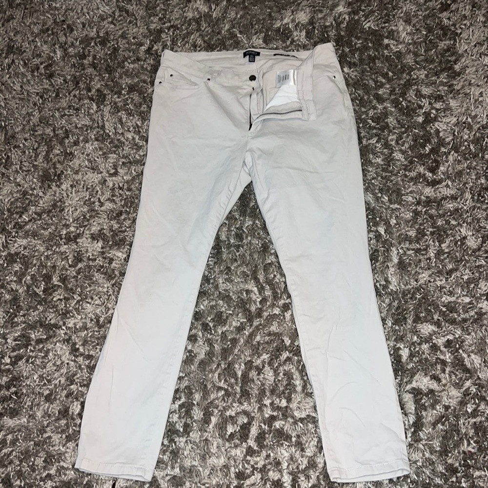 Jones New York size 14 khaki dress pants straightleg